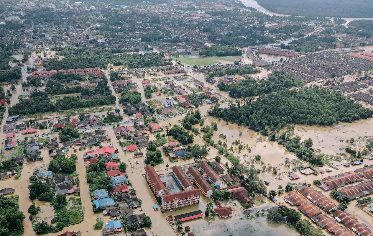 Flooding, a risk to society